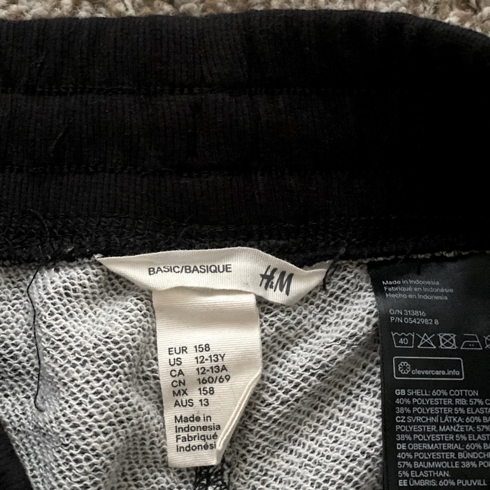H&M - Picture 3 of 5